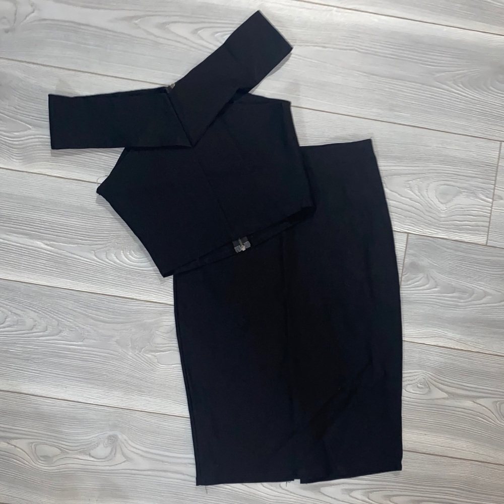 2-Piece Set
